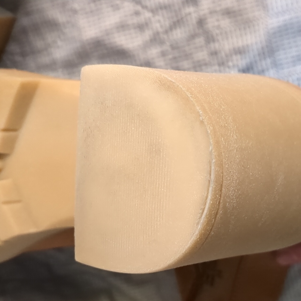 Universal Thread Katrina Platform Boots in tan. - image 13